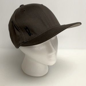 FLEXFIT Port Authority sz Small Medium Dark Horse Gray Brown